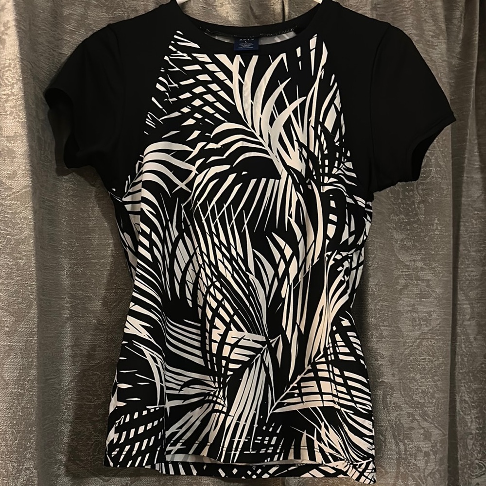 Black and white swim shirt